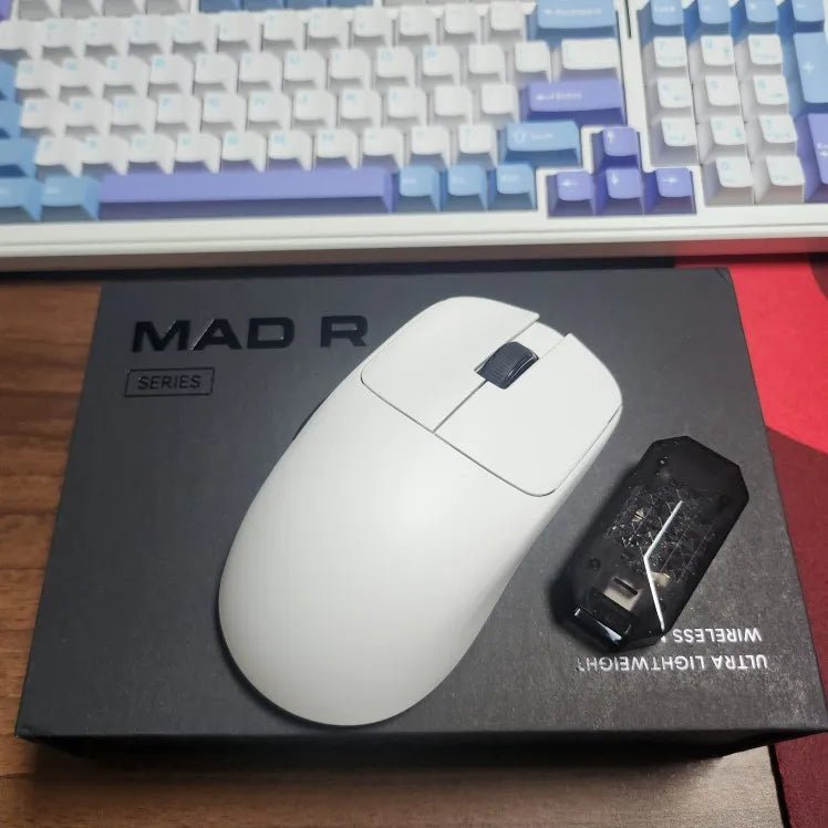 VGN VXE MAD R/ MAD R MAJOR Wireless Mouse | PAW3950 Sensor 8K/ 1K - Krazed Gaming